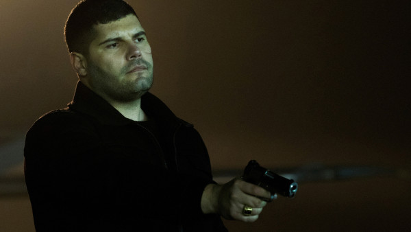 Ben jij toe aan een serie als 'The Sopranos'? Dan is deze bikkelharde misdaadserie een dikke aanrader Ben jij toe aan een serie als 'The Sopranos'? Dan is deze bikkelharde misdaadserie een dikke aanrader