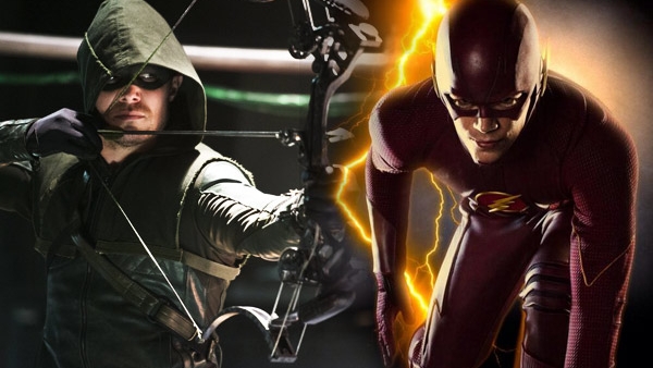 Gevecht tussen The Flash en Arrow in 'Flash vs. Arrow'