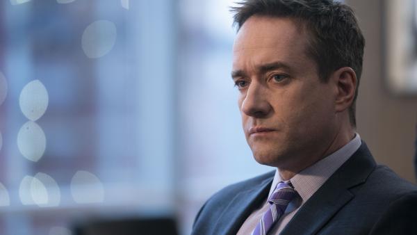 Vergeet Harlan Coben en geniet van John le Carré; het mooiste spionageverhaal aller tijden wordt intelligente serie