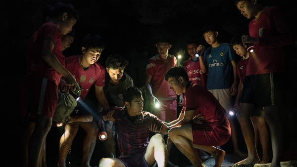 Gered voetbalteam uit Thaise grot krijgt een eigen serie op Netflix 'Thai Cave Rescue' 