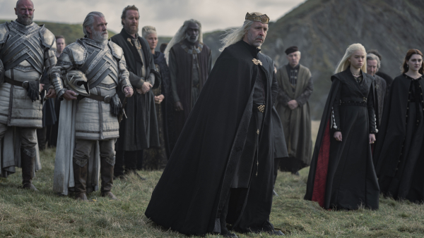 Nieuwe setfoto 'House of the Dragon' onthult terugkeer griezelige monsters Nieuwe setfoto 'House of the Dragon' onthult terugkeer griezelige monsters