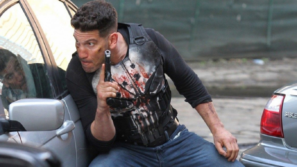 Kijk: Jon Bernthal schiet erop los tijdens training voor terugkeer als The Punisher