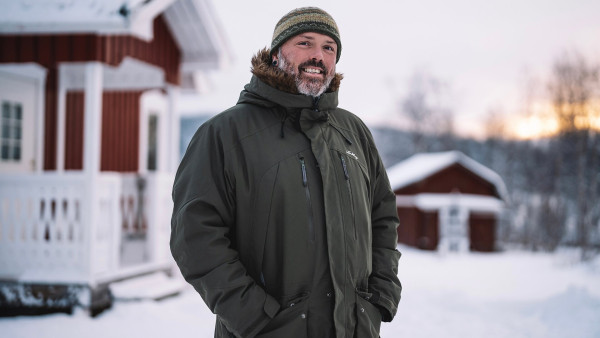 Guido laat zijn slang zien in 'Winter Vol Liefde'