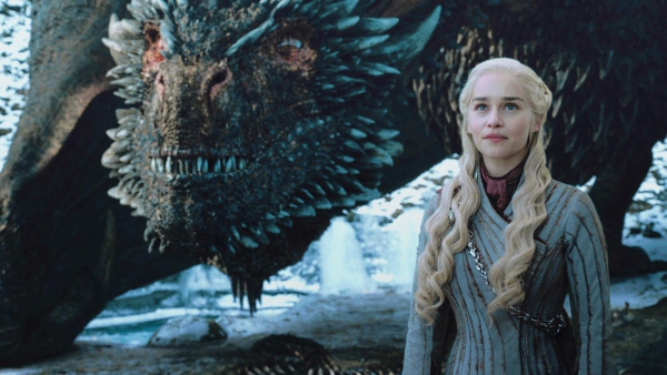 Gruwelijke theorie over 'Game of Thrones'-einde van Emilia Clarke