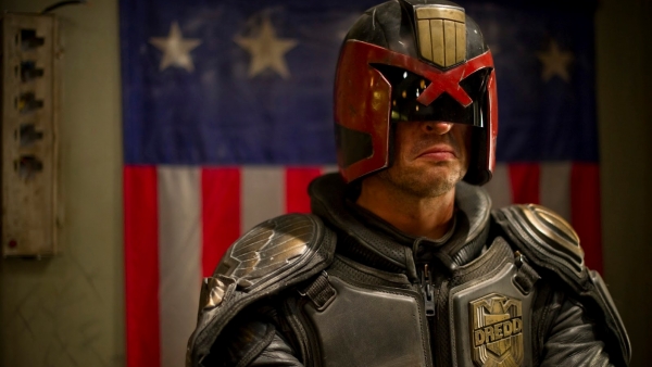 Karl Urban doet beroep op Netflix: Maak 'Dredd 2'