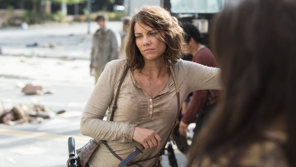 Bebloede Maggie op foto 'The Walking Dead' S11b