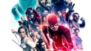 Bizar veel superhelden op poster 'Crisis on Infinite Earths'