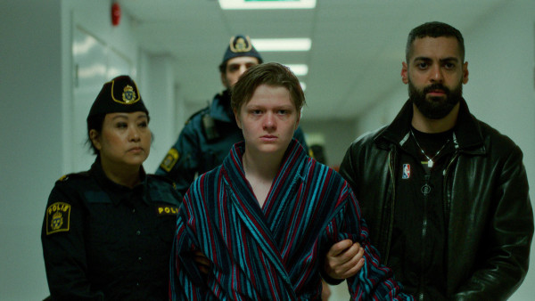 De nieuwe Zweedse misdaadserie van Netflix heet 'Deliver Me': Een killer in het genre?