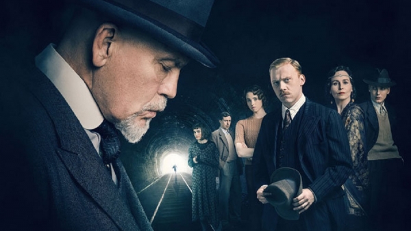 Eerste blik op John Malkovich als Hercule Poirot in 'The ABC Murders'