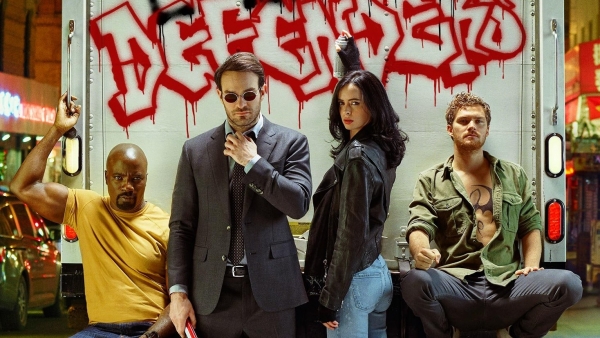 Motion posters 'The Defenders'