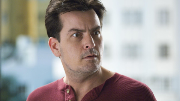 Het turbulente leven van Charlie Sheen, vanaf vandaag is de heftige docu 'aka Charlie Sheen' te zien op Netflix