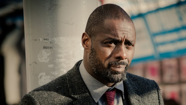 Idris Elba tekent voor Netflix-komedie