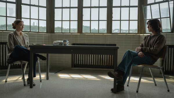 Tom Holland onherkenbaar in 'The Crowded Room'