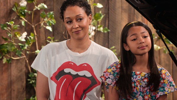 Hilarische serie 'Family Reunion' krijgt vierde seizoen