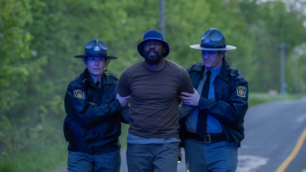 Spannende Netflix-serie grijpt de macht en overrompelt kijkers: "Een ouderwetse dikke serie"