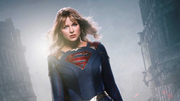 Foto toont het nieuwe kostuum van 'Supergirl'
