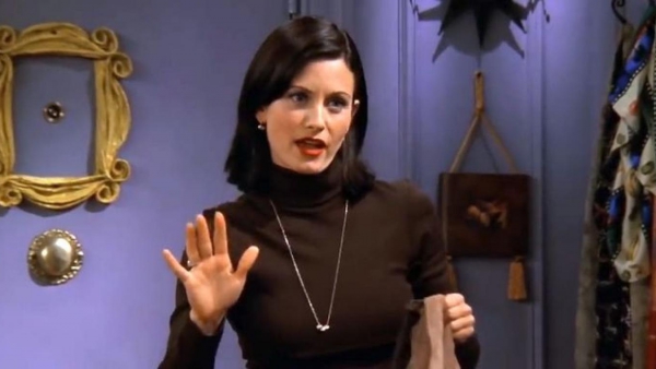 Kanye West vindt 'Friends' niet grappig. Courtney Cox reageert in deze video