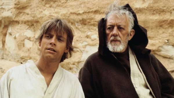 Mark Hamill heet jonge Luke Skywalker-acteur welkom
