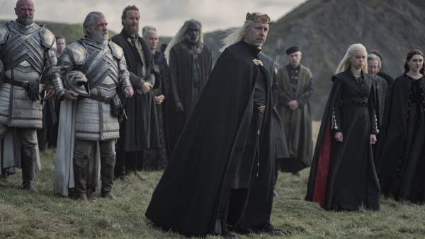 Setfoto's van 'House of the Dragon' onthullen terugkeer van gevaarlijke wapens uit 'Game of Thrones'