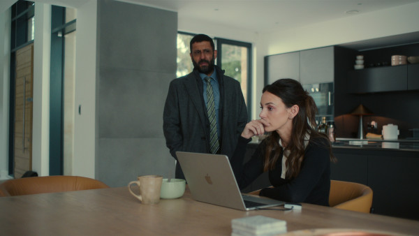 "Dus toch geen exclusief contract?", Prime Video troeft Netflix flink af met deze spookachtige dramaserie van Harlan Coben