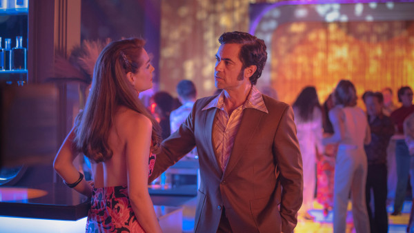 Canal+-serie 'Hotel Cocaine': melodramatisch samenraapsel van 'Scarface', 'Studio 54' en 'The Shield' Canal+-serie 'Hotel Cocaine': melodramatisch samenraapsel van 'Scarface', 'Studio 54' en 'The Shield'