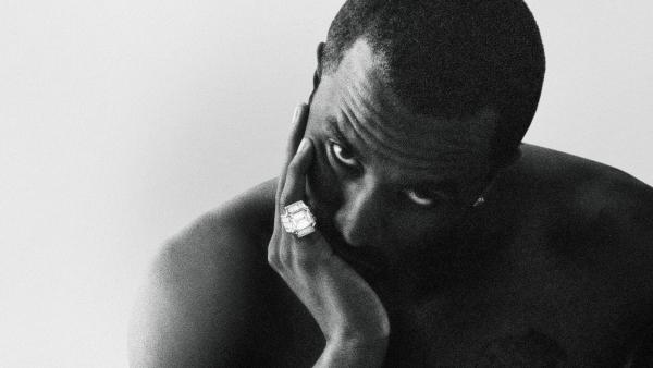 Bekende rapper haalt kiezelhard uit naar Netflix