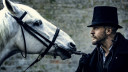 Dit seriehoogtepunt over macht en wraak met een imponerende 8,3 op IMDb krijgt na 8 jaar een tweede seizoen Dit seriehoogtepunt over macht en wraak met een imponerende 8,3 op IMDb krijgt na 8 jaar een tweede seizoen