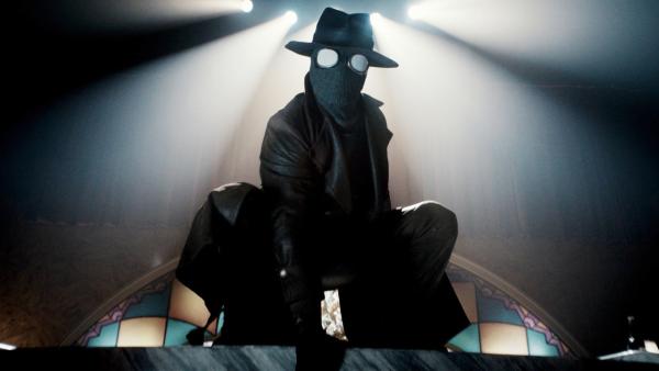 'Spider-Noir' trailers in zwart-wit én kleur tonen unieke visuals en bekende Marvel-schurken