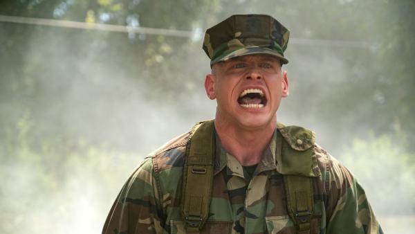 "Buitenbeentjes in uniform", Netflix-kijkers volkomen geobsedeerd door deze intelligente nieuwe oorlogsserie