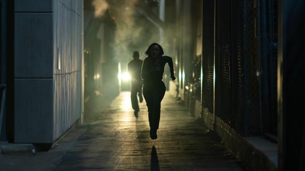 Stephen King prijst deze mysterieuze thriller wederom de hemel in: "dit doet me denken aan 'Lost'"