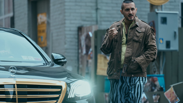 Acteur uit 'The Boys' in dikke problemen: Acteur uit 'The Boys' in dikke problemen: "Israëlische agenten trokken hun pistolen"