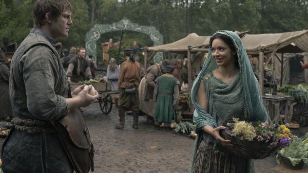 Nieuwe 'Game of Thrones'-serie breekt direct met traditie in bizarre openingsscène