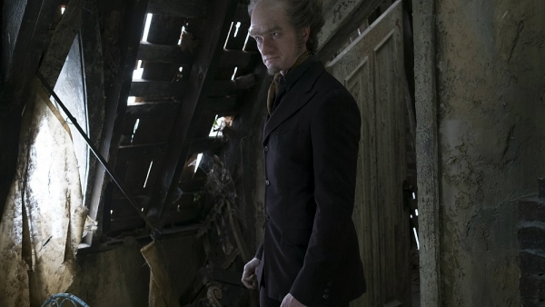 Ontmoet Count Olaf in eerste teaser 'A Series of Unfortunate Events'