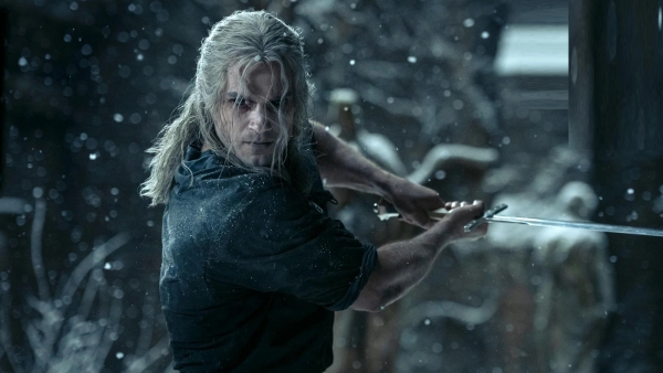 Geralt is gevechtsklaar op foto 'The Witcher'