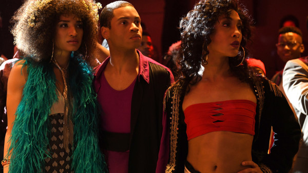 Excentrieke en vlijmscherpe dramaserie scoort een 8,6 op IMDb en is gelukkig te streamen op Disney+ Excentrieke en vlijmscherpe dramaserie scoort een 8,6 op IMDb en is gelukkig te streamen op Disney+