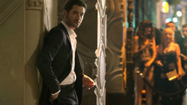 Eerste foto van Tom Ellis als Lucifer