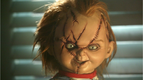 Chucky mag 10 keer f*** zeggen in zijn tv-serie
