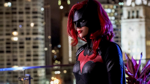 Dit is Bruce Wayne uit het Arrowverse! Dit is Bruce Wayne uit het Arrowverse!