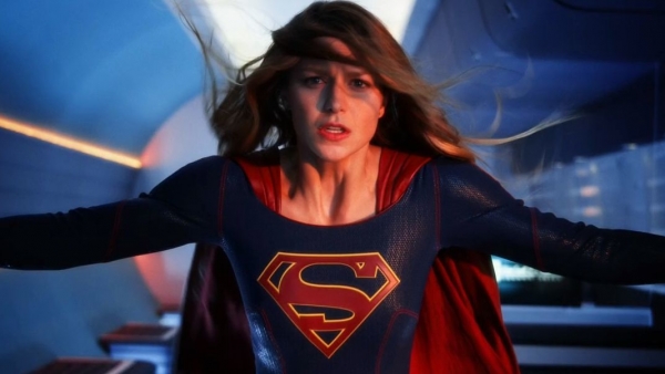 Kleine rol voor Supergirl in The CW-crossover