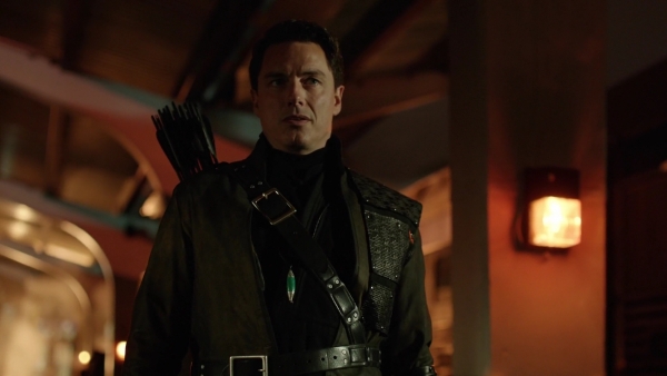 John Barrowman in vierde seizoen 'Arrow'
