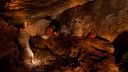Historische docufilm 'Unknown: Cave of Bones' beklimt Netflix Top 10 snel