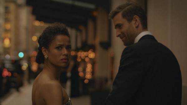 Recensie Apple TV+-serie 'Surface' (2) Recensie Apple TV+-serie 'Surface' (2)