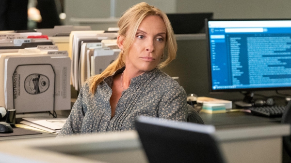 Toni Collette in Netflix-serie 'Pieces of Her'