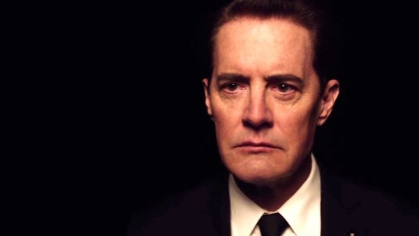 Bekende gezichten keren terug in nieuwe trailer Â´Twin PeaksÂ´ S3!!