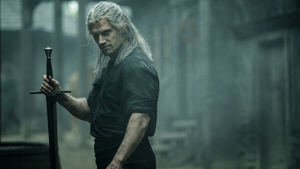 Henry Cavill plaatst nieuwe teaserfoto Netflix-serie 'The Witcher'