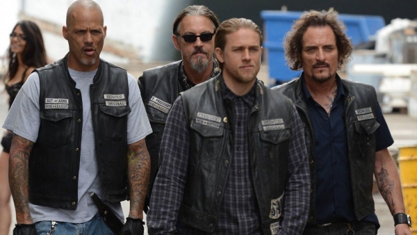 Sons of Anarchy-bedenker maakt serie voor Netflix