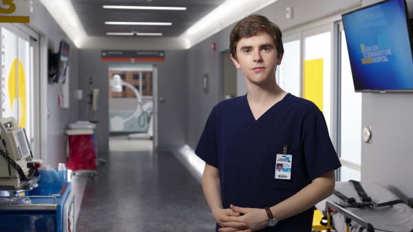 Kijktip: Succesvolle en aangrijpende ziekenhuisserie nu in zijn geheel te zien op Netflix