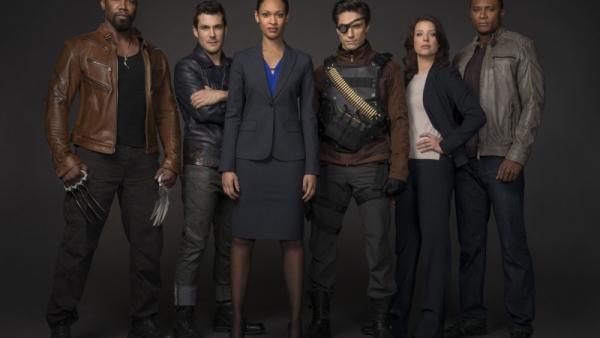 Meer foto's van de Suicide Squad uit 'Arrow' Meer foto's van de Suicide Squad uit 'Arrow'