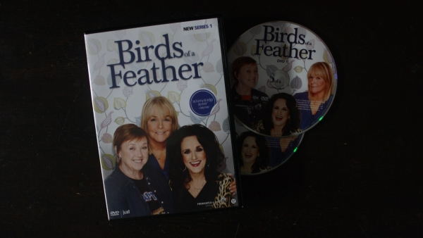 Dvd-recensie Birds of a Feather seizoen 1