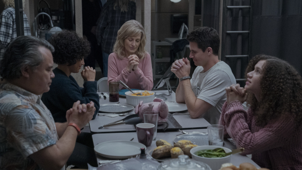 Recensie Prime Video-serie 'Upload' seizoen 3 Recensie Prime Video-serie 'Upload' seizoen 3